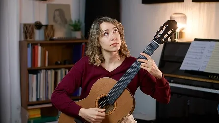cover video youtube Um rosto de mulher - Roberta Gennuso